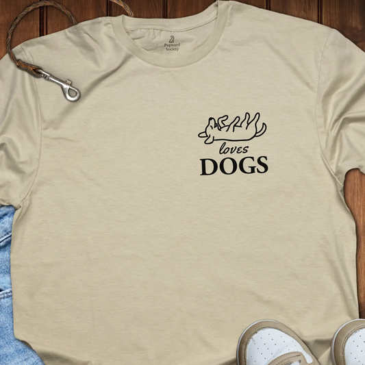 Loves Dogs Pocket Design T-Shirt